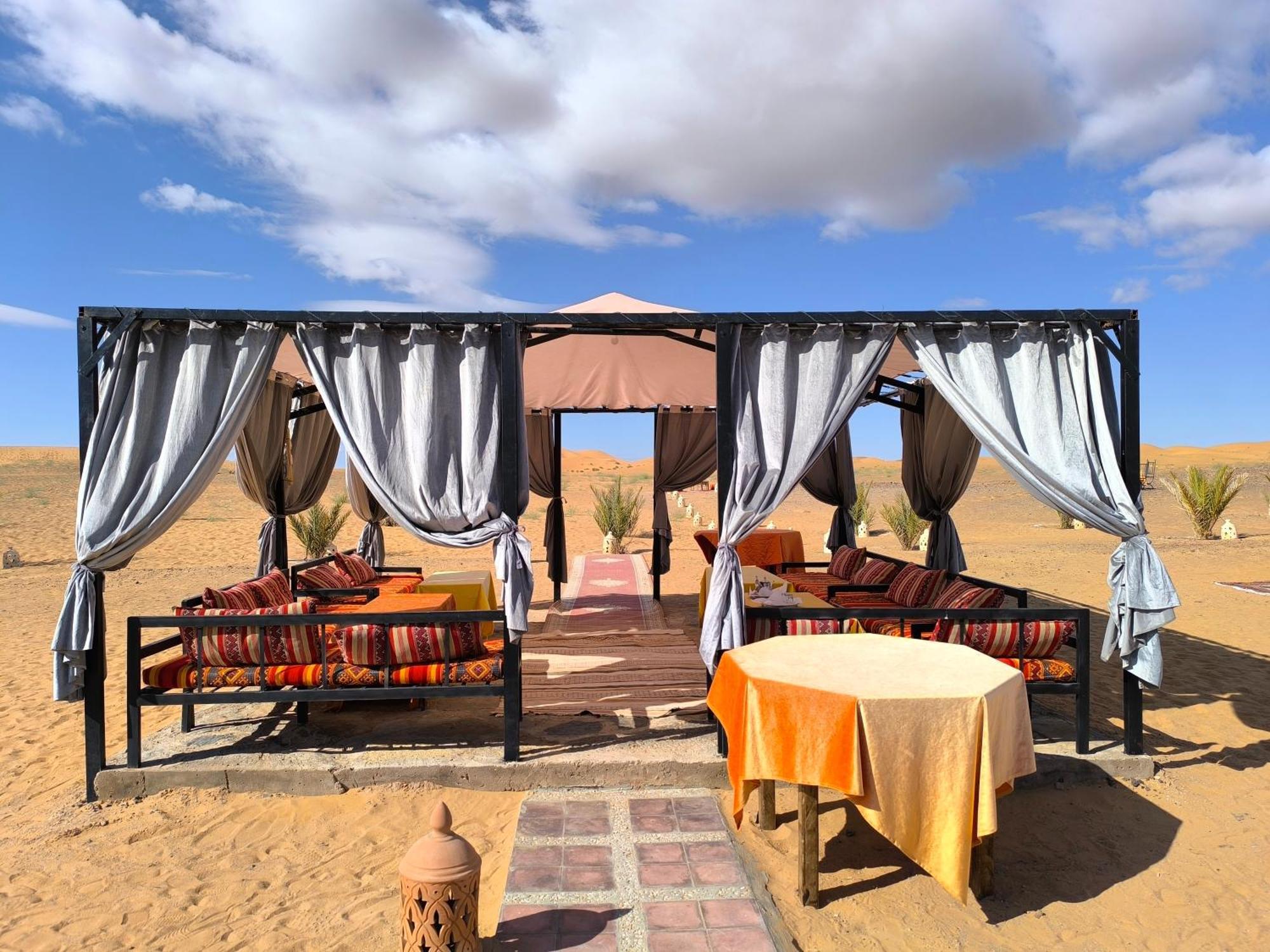Luxury Bega Camp Otel Merzouga Dış mekan fotoğraf